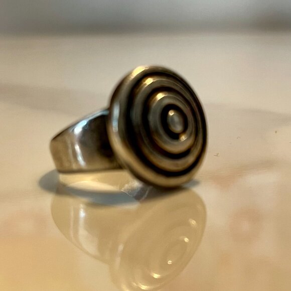 🎯 Lisa Jenks Sterling Silver “Target” Ring Sz 7 - Picture 2 of 5